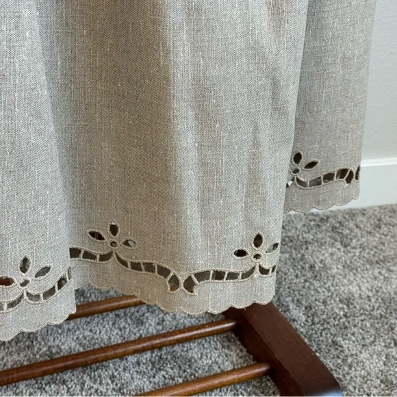 Oscar de la Renta Beige Midi Skirt - Elegant A-Line with Scalloped Hem - Picture 6 of 14